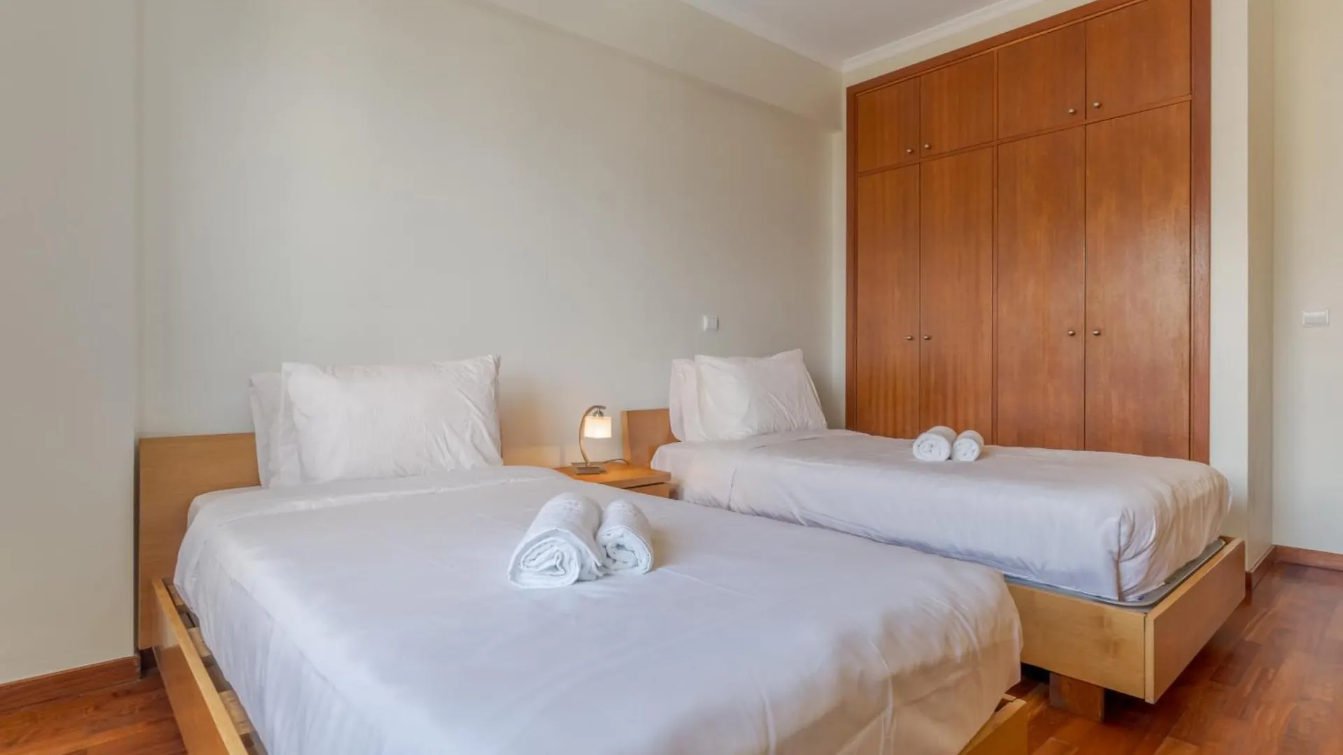 Ivanna Apartament By Holiday Rental Madeira 푼샬 0*,  포르투갈